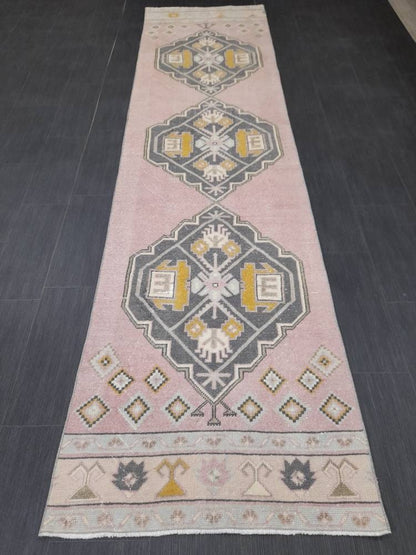 Vintage Hallwa Runner Rug Turkish Runner Rug 2.8 x 10.7 Vintage Runner Rug Oushak Runner Rug Kitchen Runner Wool Runner Rug Wool Rug