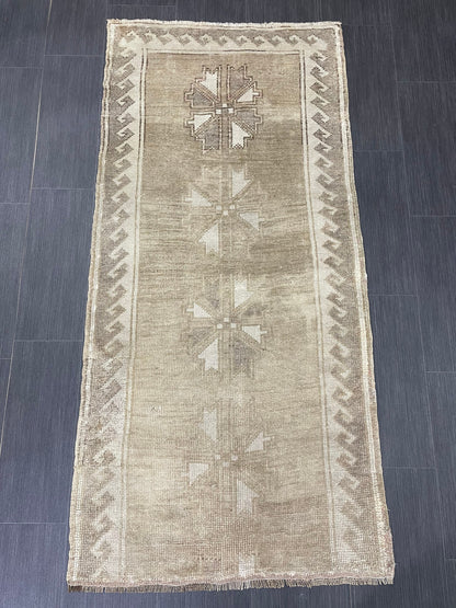 Vintage Runner Rug Muted Turkish Runner Rug 2.7 x 6 Handmade Runner Neutral Hallway Runner Kitchen Runner Rug Wool Antique Runner Rug