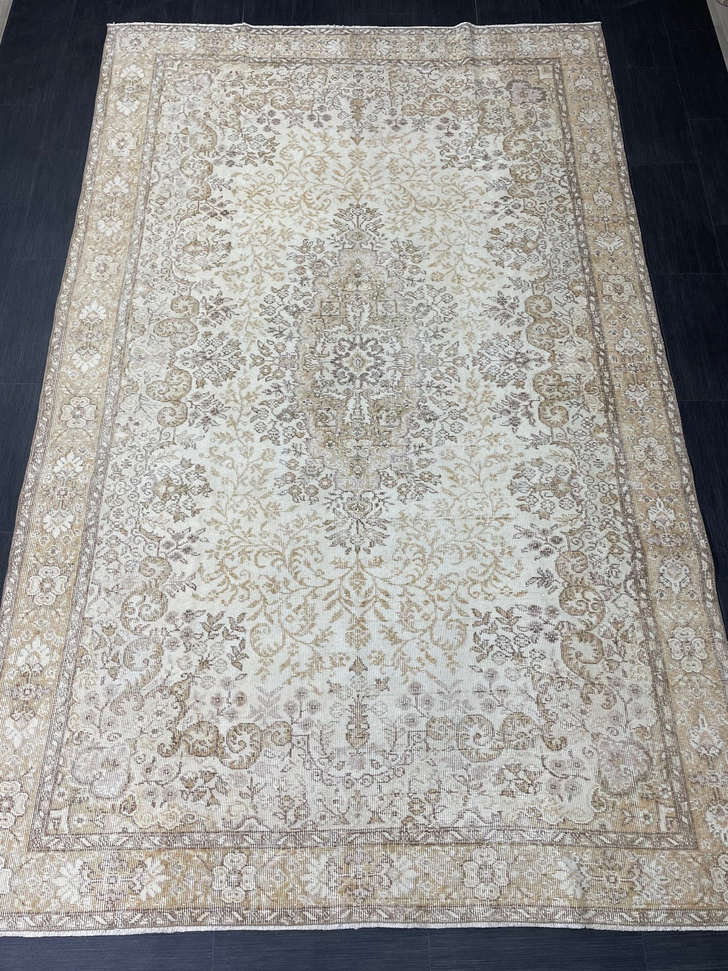 Muted Vintage RUG 6.5 x 10.3 TURKISH Rug Distressed Vintage Turkish Rug Muted Oushak Rug Large Persian Rugs Vintage Oriental Rug 7x10