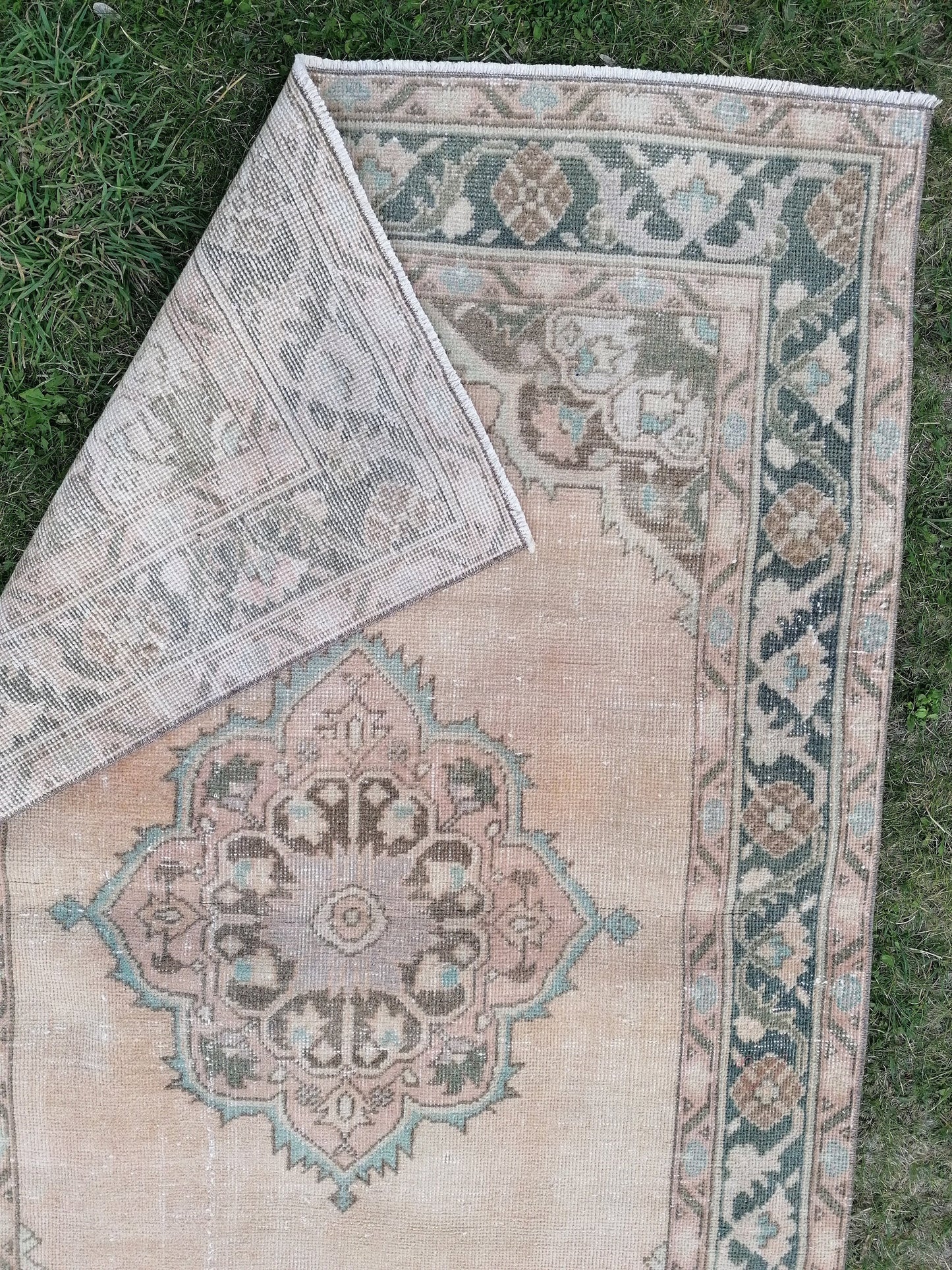 Natural handmade wool rug 3'5x5'4 living room rug, bohemian rug, vintage rug,oushak rug, entery rug