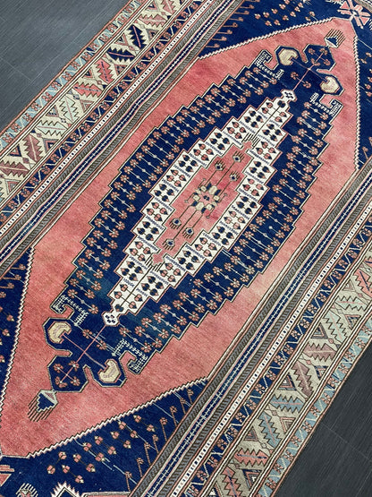 Wool OUSHAK RUG TURKISH 4.7 x 9.6 Rug Muted Pink and Navy Rug Vintage Oriental Rug Vintage Hand Made Rug Wool Vintage Oushak Rug 5x10