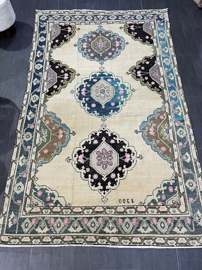 Antique Rug, TURKISH RUG, VINTAGE Rug, Living Room4.9 x 7.9 Rug, Oushak Rug, Handmade Rug, Earth Tones rug, Persian Rug, farmhouse rug