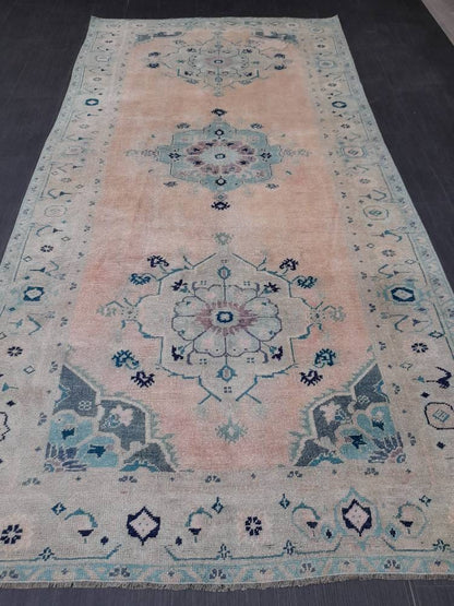 Hand Knotted Rug, Vintage Oriental RUG, Muted Vintage 5x10 Rug, Vintage Fine Rug  Wool Oushak Rug, Vintage Persian Rug, Vintage Turkish Rug.
