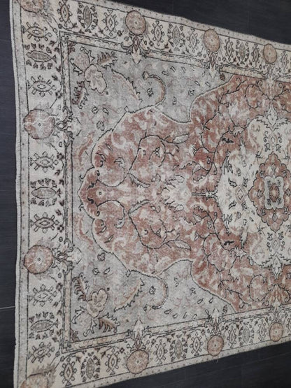TURKISH Rug Vintage Rug Vintage Wool 6 x 9.5 Oushak Rug Hand Made Rugs Vintage Turkish Rug Oriental Rug Persian Rug Distressed Vintage Rug