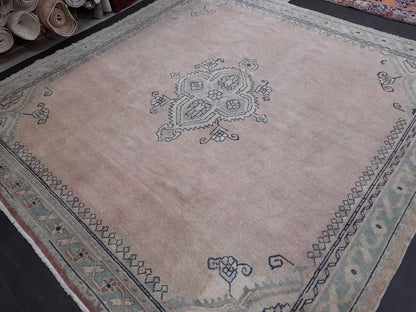SQUARE RUG Antique 9.5 x 9.5 Rug TURKISH Oushak Rug Vintage Rug Wool Antique Rug Hand Made Rug Vintage Oriental Rug Natural Wool and Dye