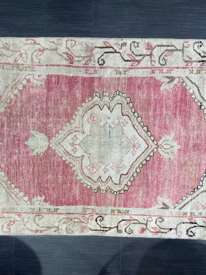 Antique Rug, Vintage 3 x 5.5 Rug, Turkish Wool Rug, Oushak Rug, Fine Hand Knotted Rug, Persian Rug, Handmade Rug