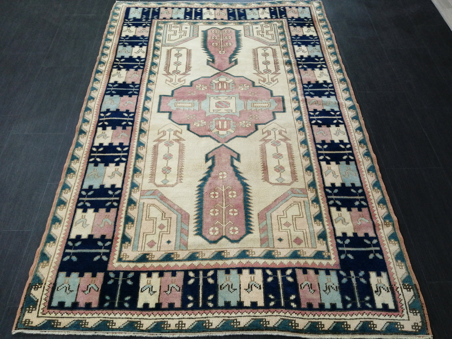 OUSHAK RUG Vintage 6.7 x 4.4 Oriental Rug High Pile Rug TURKISH Oushak Rug Vintage Wool Oushak Rug Hand Made Rugs Vintage Turkish Rug