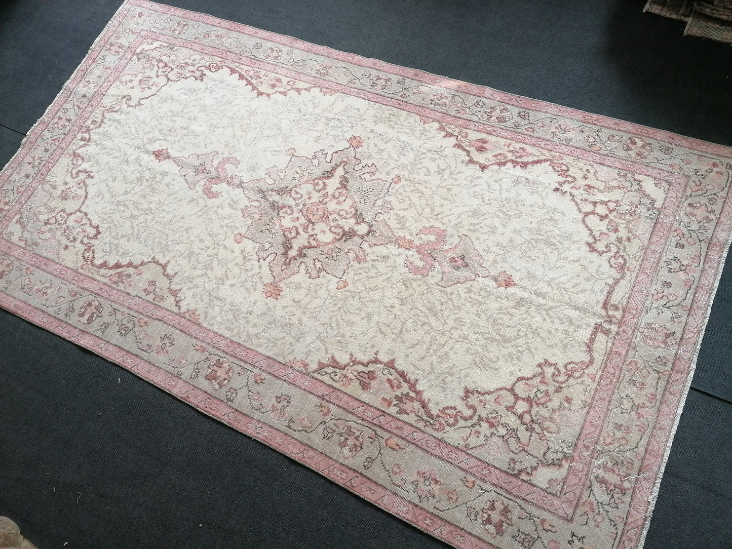 5.5x9.7 Large vintage pink pastel rug  oushak handmade wool rug, muted area rug, bohemian rug