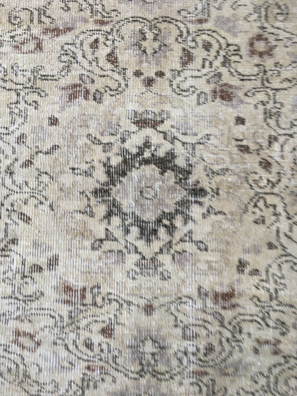 2.6x9 feet natural brown turkish long runner rug, entryway tall runner, vintage faded living room rug, kitchen floor runner, bath mat rug