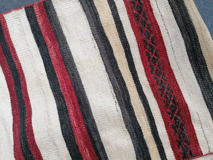 Vintage rug , flat woven kilim rug with embroidery rug, oriental carpet, vintage kilim rug wool carpet rug, flat pile rug 18'10x1'10 feet