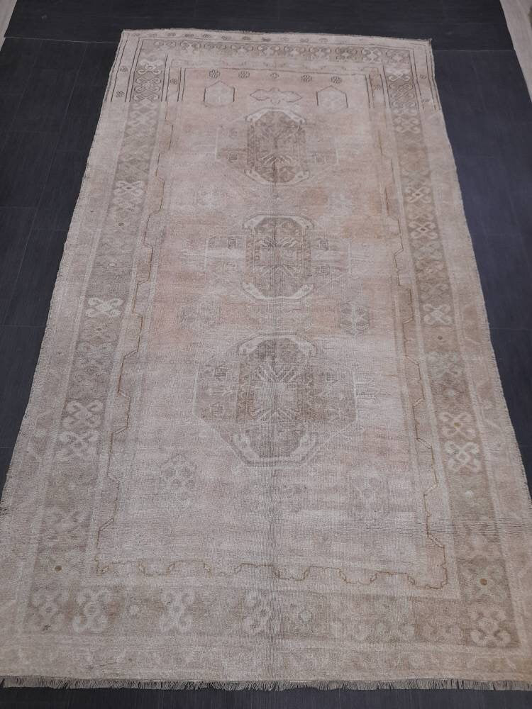 Muted Vintage Oriental RUG Persian Rug Muted Vintage Rug Vintage 5.8 x 10.5 Rug Neutral Oushak Rug Hand Made Rugs Vintage 6x10 Turkish Rug