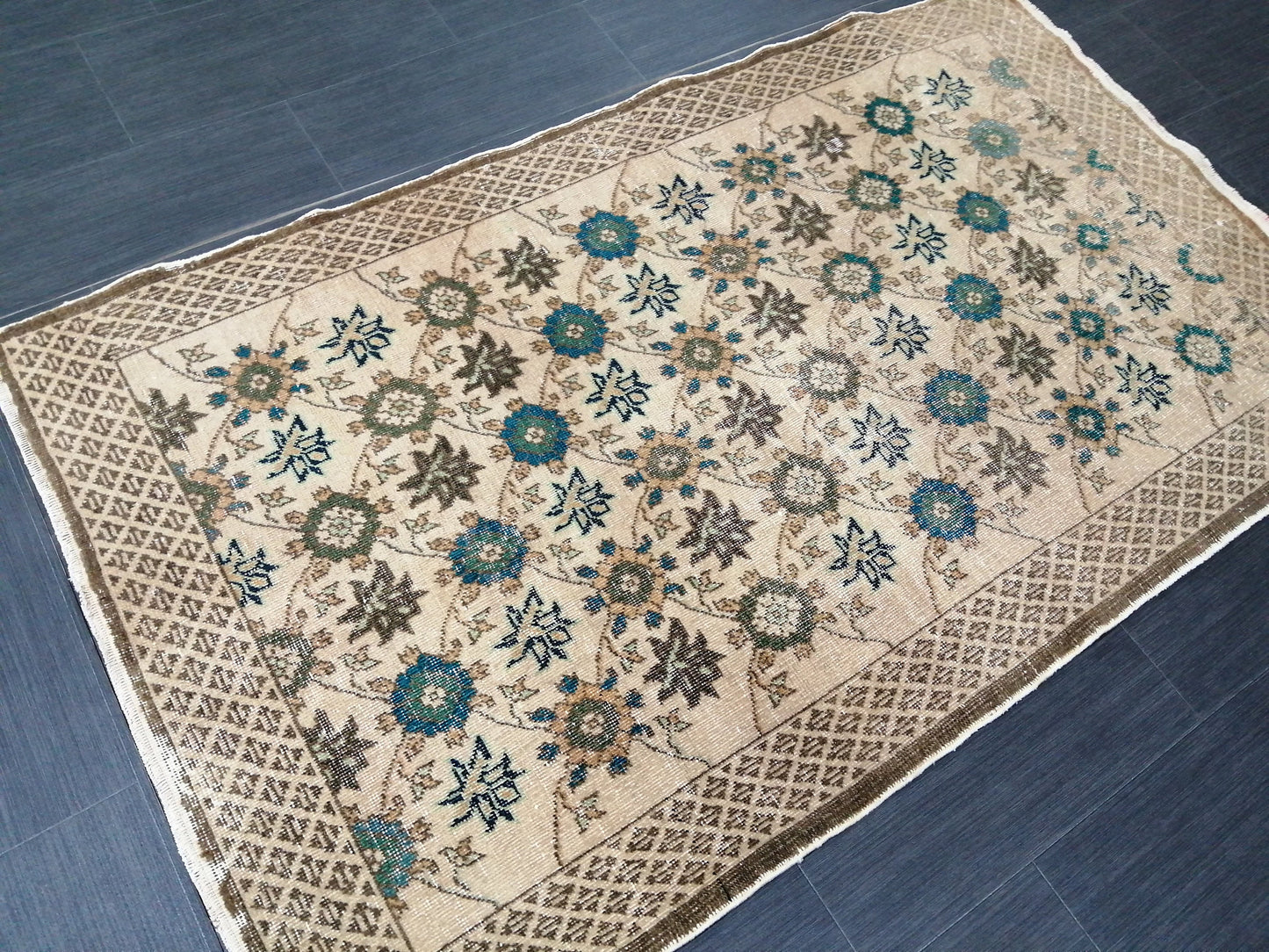 5.9 x 3.3 Floral OUSHAK RUG TURKISH Oushak Rug Vintage Oushak Runner Rug Vintage Runner Rug Wool Oushak Rug Hand Made Rugs Vintage  Rug