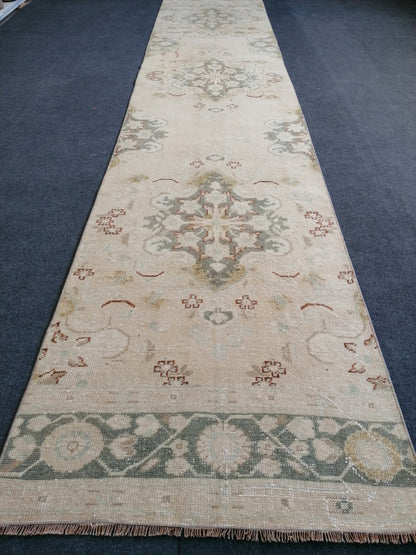 13'6x2'7 turkish runner rug,runner rug,vintage oushak runner rug,kitchen runner rug,hallway runner rug,vintage runner rug,oushak runner rug