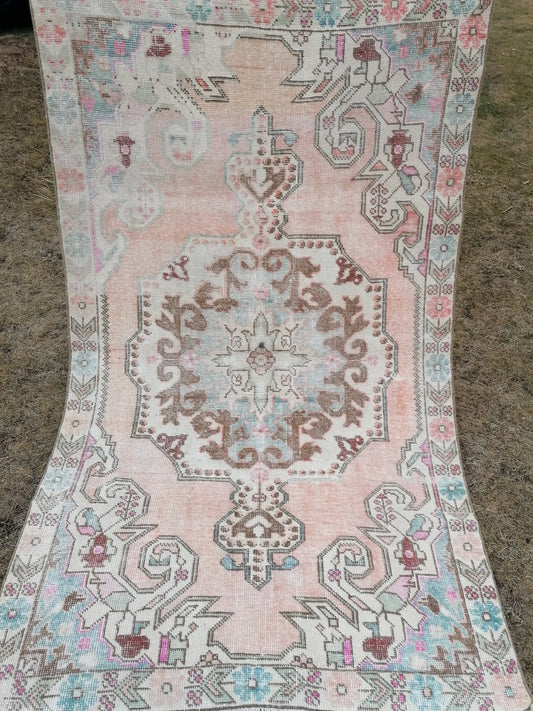 VÄ±ntage muted rug, fadad vÄ±ntage rug, pastel color rug, turkÄ±sh rug 7x4'2 feet