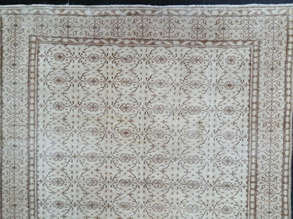 Neutral Rugs, 8.9 x 5 Neutral Hand Made Rug, Muted Oushak Rug, Rustic Rug, Turkish Rug, Farmhouse Rug, Vintage Rug, Wool rug