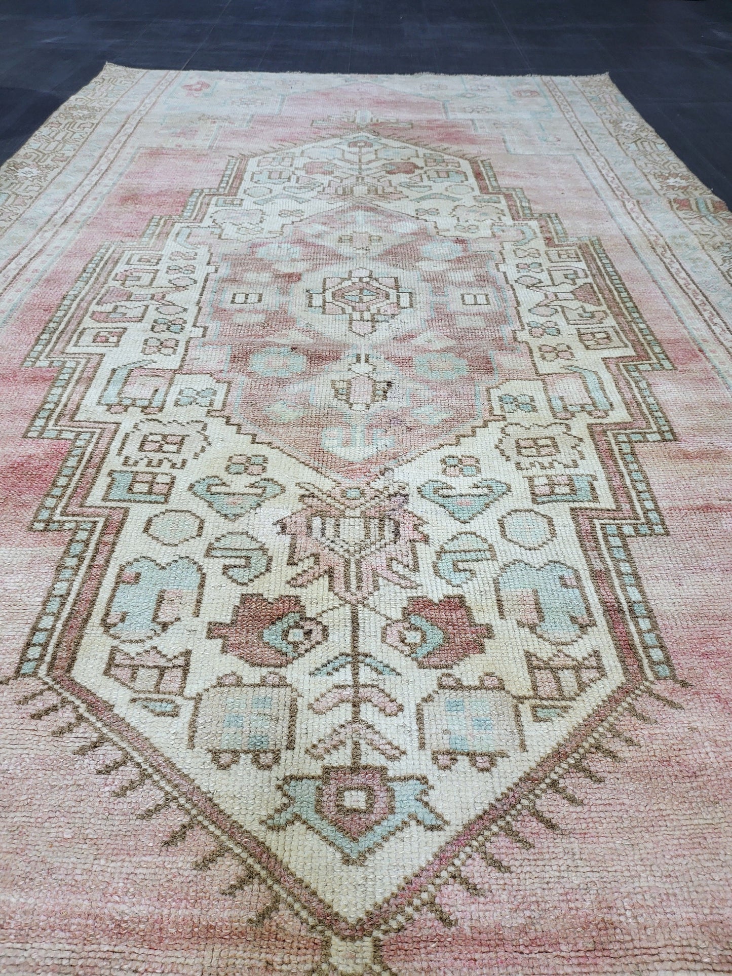 Antique Rug, Muted TURKISH RUG, 4.5 x 8.2 VINTAGE Rug, Living Room Rug, Oushak Rug, Handmade Rug, Earth Tones rug, Persian Rug,farmhouse rug