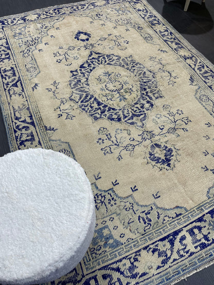 Muted Vintage RUG, muted Turkish Oushak Rug, Antique 4.6 x 6.8 Rug, Distressed Vintage Wool Rug, Handmade Rug, Hand Knotted Turkish Rug