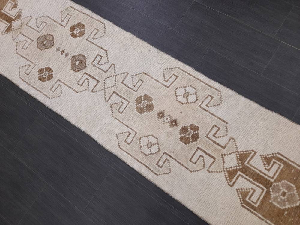 Neutral Oriental Runner Rug Neutral Narrow Runner Rug 2 x 10.5 Vintage Runner Rug Turkish Hallway Runner Rug Neutral Persian Runner Rug