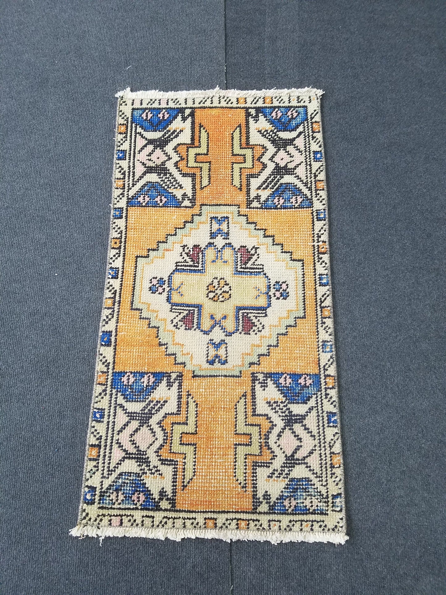 35x18 inches turkish small area rug, vintage mini kitchen rug, oushak bath mat rug, handmade bohemian small rug, small laundry rug, mini rug