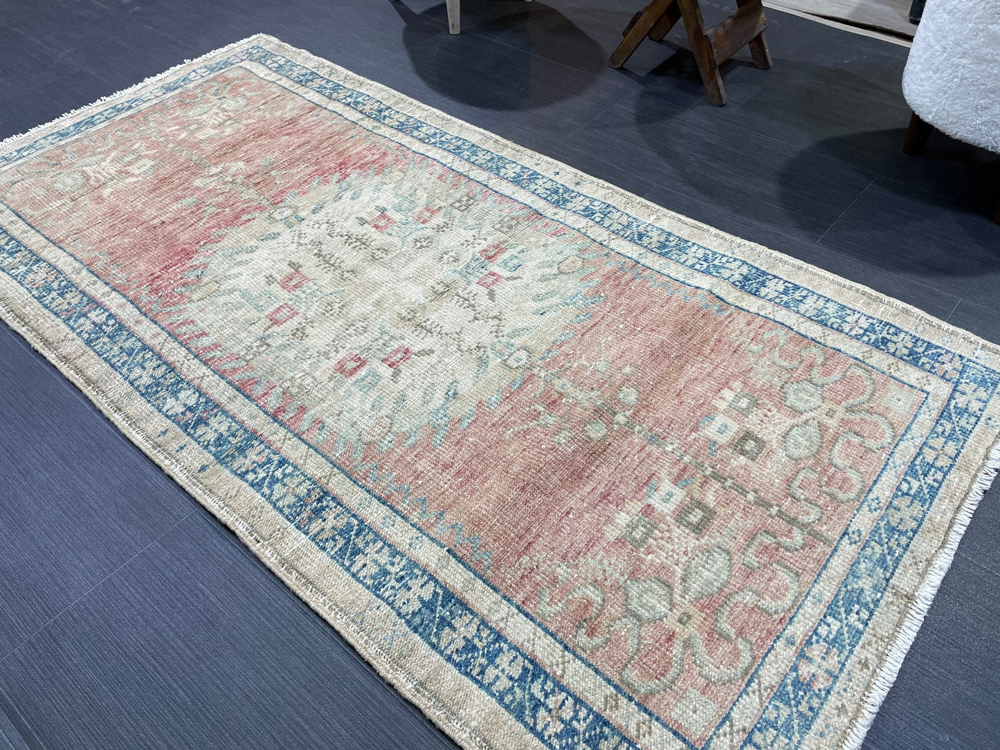 Vintage Rug, TURKISH 2.9 x5.5 Rug,  HANDMADE Rug, Fine Hand Knotted Oushak Rug, Persian Rug Oriental Rug, Quality Rug