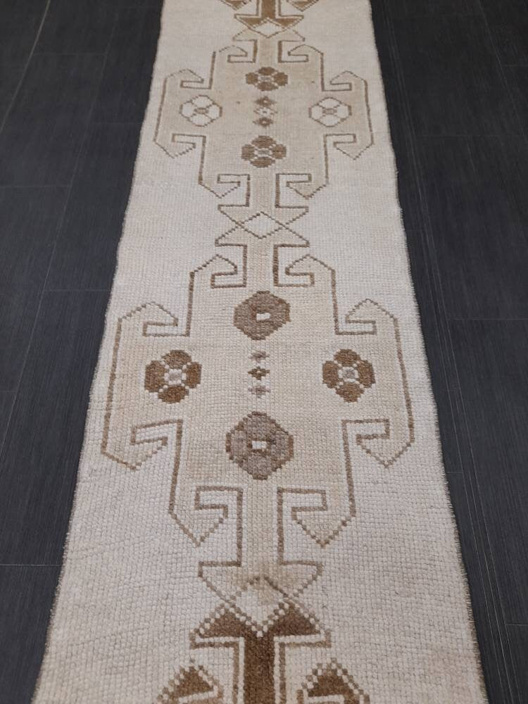 Neutral Oriental Runner Rug Neutral Narrow Runner Rug 2 x 10.5 Vintage Runner Rug Turkish Hallway Runner Rug Neutral Persian Runner Rug