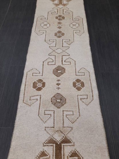 Neutral Oriental Runner Rug Neutral Narrow Runner Rug 2 x 10.5 Vintage Runner Rug Turkish Hallway Runner Rug Neutral Persian Runner Rug