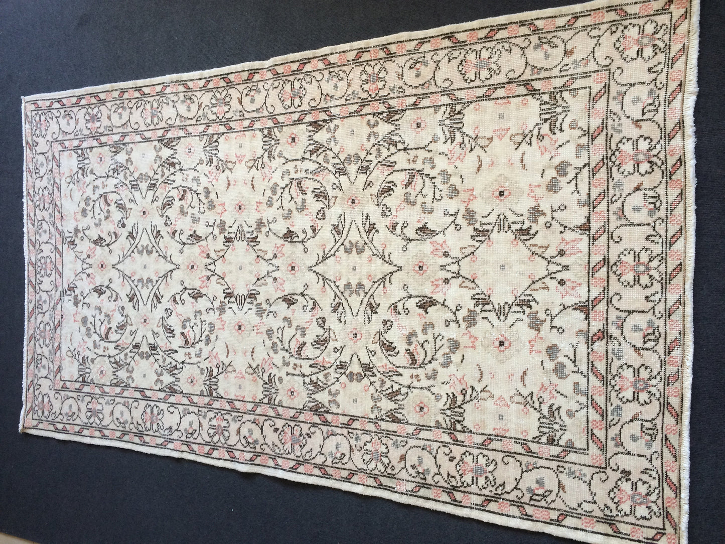 Vintage living room rug , wool pile Rug, TURKISH HAND MADE Rug, Earth Tones Rug,pastel oushak rug ,Traditional rug,Turkish Oushak Rug,