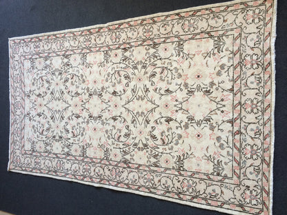 Vintage living room rug , wool pile Rug, TURKISH HAND MADE Rug, Earth Tones Rug,pastel oushak rug ,Traditional rug,Turkish Oushak Rug,