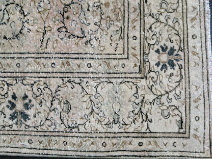 Muted Distressed Vintage Rug 9.2 x 6 Turkish  Rug, Muted Rug Oushak Rug Floral Rug Oriental Rug Antique Rug