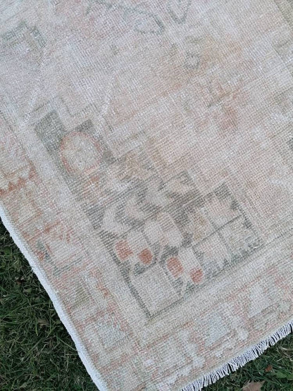 Pastel vintage rug, handmade wool rug, muted vintage rug 3'6x7 oushak runner