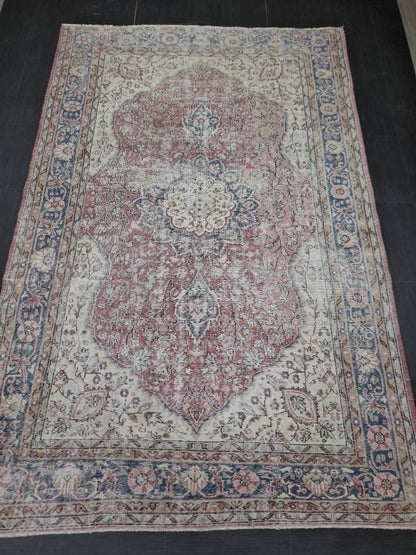 Vintage Turkish Rug 6.6 x 10 Red Vintage Persian Rug Muted Vintage Rug Wool Muted Oushak Rug Hand Made Rugs Vintage Distressed Turkish Rug