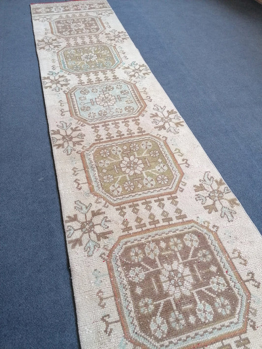 Turkish runner rug, vintage runner rug, oushak runner rug, hallway rug kitchen rug oushak runner rug floor rug boho decor runner 2'7x11'8 ft