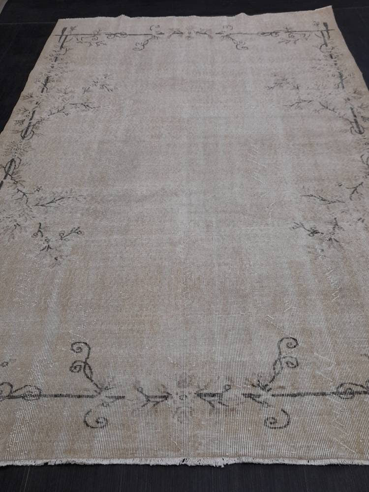 Neutral Oriental Rug TURKISH Rug 6.5 x 9.7 Distressed Vintage Antique Rug Vintage Wool Distressed Rug Neutral Hand Made Rug