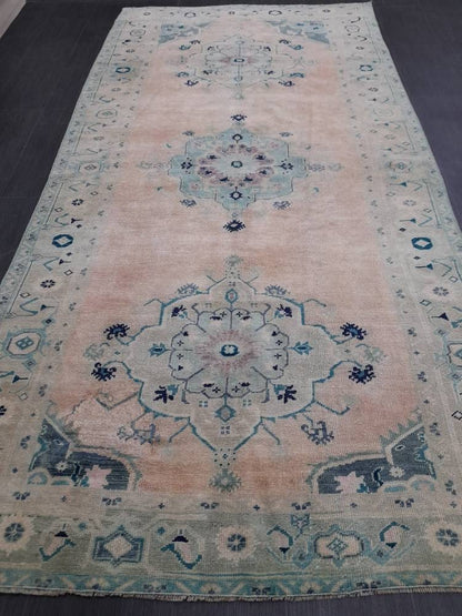 Hand Knotted Rug, Vintage Oriental RUG, Muted Vintage 5x10 Rug, Vintage Fine Rug  Wool Oushak Rug, Vintage Persian Rug, Vintage Turkish Rug.