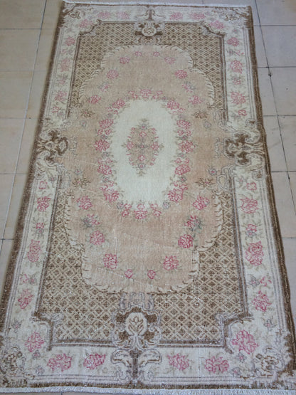 Vintage Rugs, Eclectic Rug, Shabbychic Rug, Rustic Rug, Vintage Rug Runner, Vintage Turkish Rug, Farmhouse Rug, Vintage Rug,Vintage 7x4 rugs