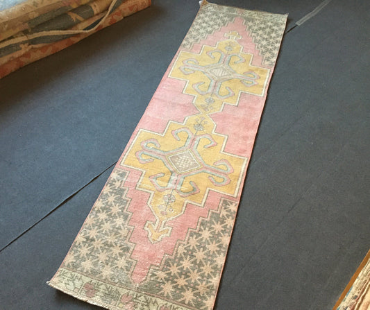2.5x9 feet wool muted color pink runner rug, turkish handmade long runner rug, vintage living room floor runner, entryway runner,kitchen rug