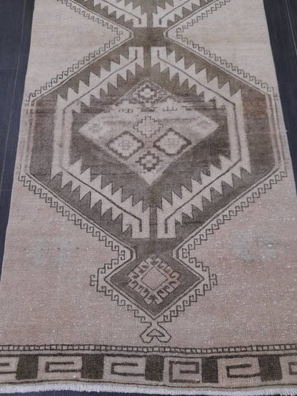 NEUTRAL Turkish RUNNER Rug Neutral 2.7 x 9.6 RUNNER Vintage Muted Short Runner Oriental Runner Rug, Turkish Runner Neutral Persian Runner