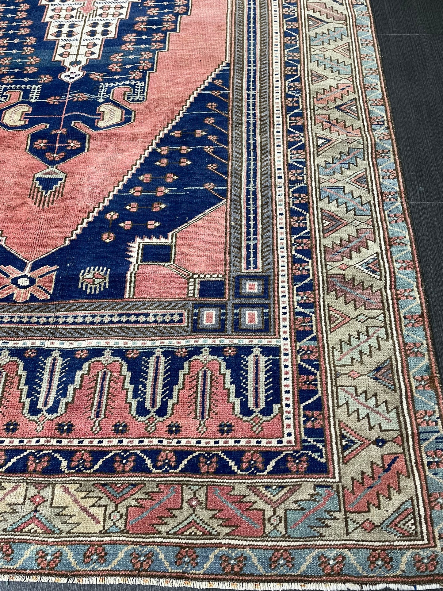 Wool OUSHAK RUG TURKISH 4.7 x 9.6 Rug Muted Pink and Navy Rug Vintage Oriental Rug Vintage Hand Made Rug Wool Vintage Oushak Rug 5x10