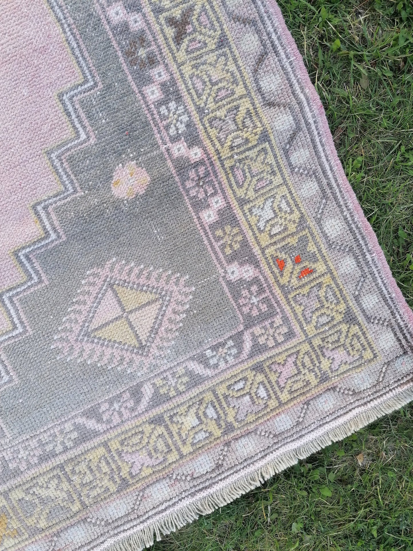 4x6.5 feet oushak turkish bathroom rug, vintage handmade wool rug, kitchen area medium size rug, living room rug, laundry rug,faded blue rug