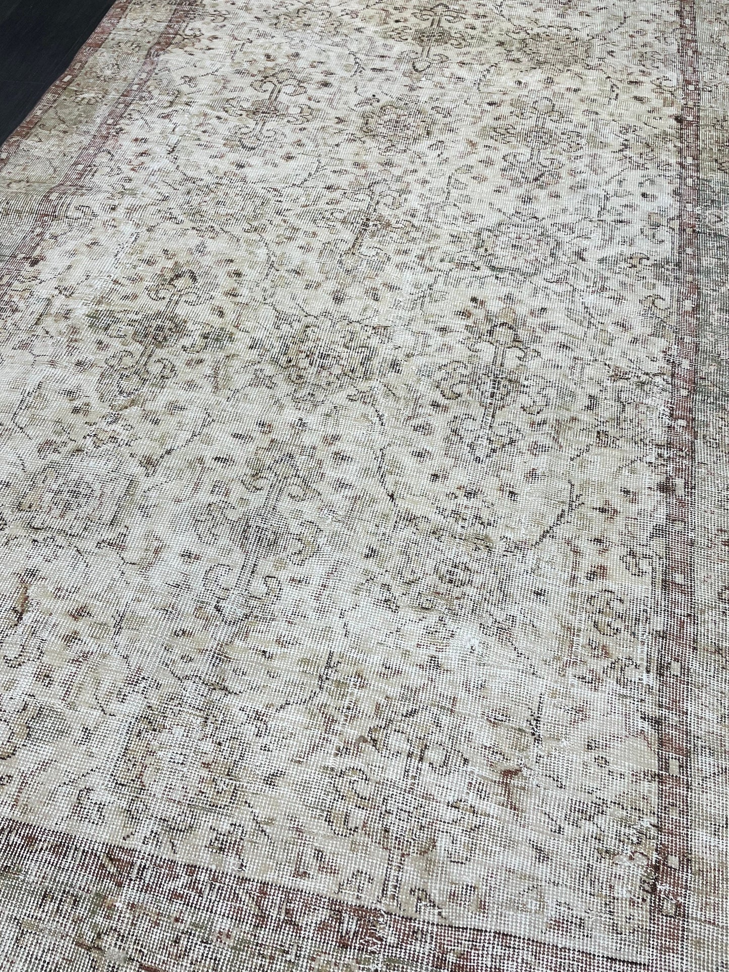 Muted Vintage Rug TURKISH Distressed Rug Vintage 5.3 x 8.7 Rug Oushak Rugs Muted Rug Turkish Oushak Rug, Vintage Oushak Rug Wool Rug