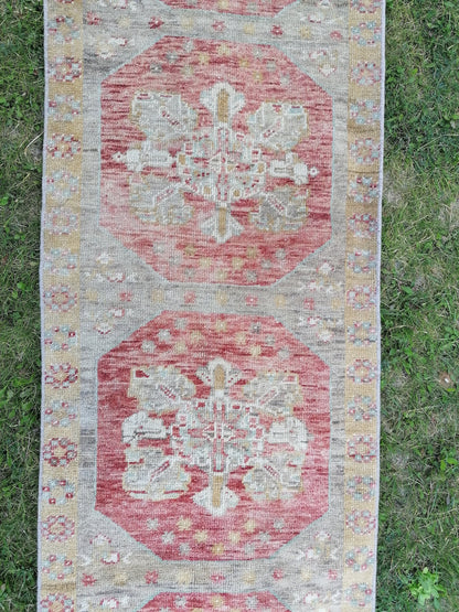 2x8'8 runner rug, oushak turkish runner rug, vintage turkish runner rug, oushak vintage runner rug, vintage rug, kitchen runner rug