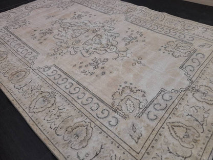 Neutral Rugs 6.4 x 9.3 ft Vintage Neutral Rug Muted Oushak Rug, Rustic Rug, Turkish Rug, Muted Farmhouse Rug, Wool rug Vintage Oriental Rug