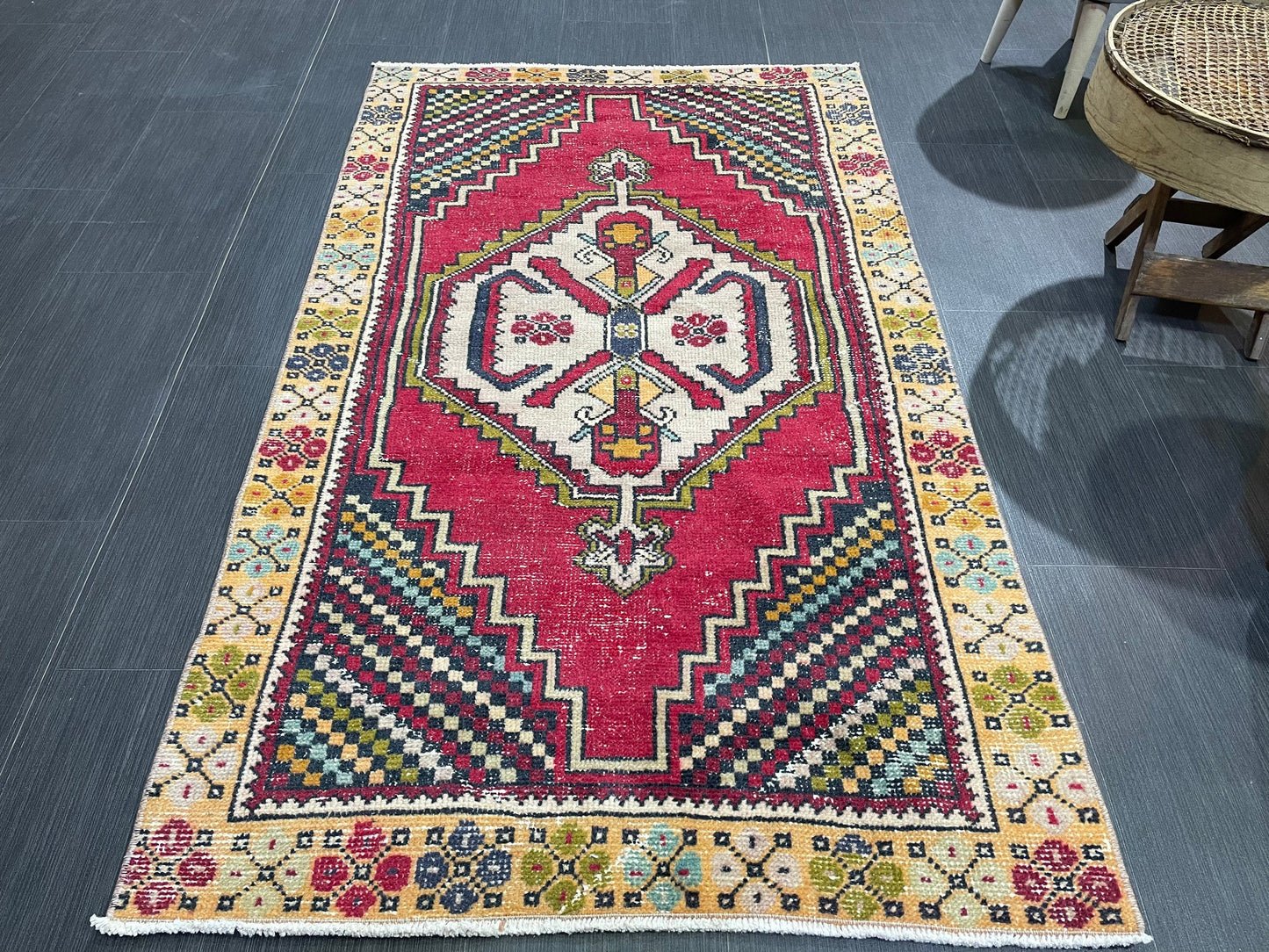 Vintage Oriental RUG, Oushak 3.3 x  5.7 Rug, Turkish Rug,  Persian Rug, Vintage Rug, Fine Wool Turkish Rug, Muted Living room Rug