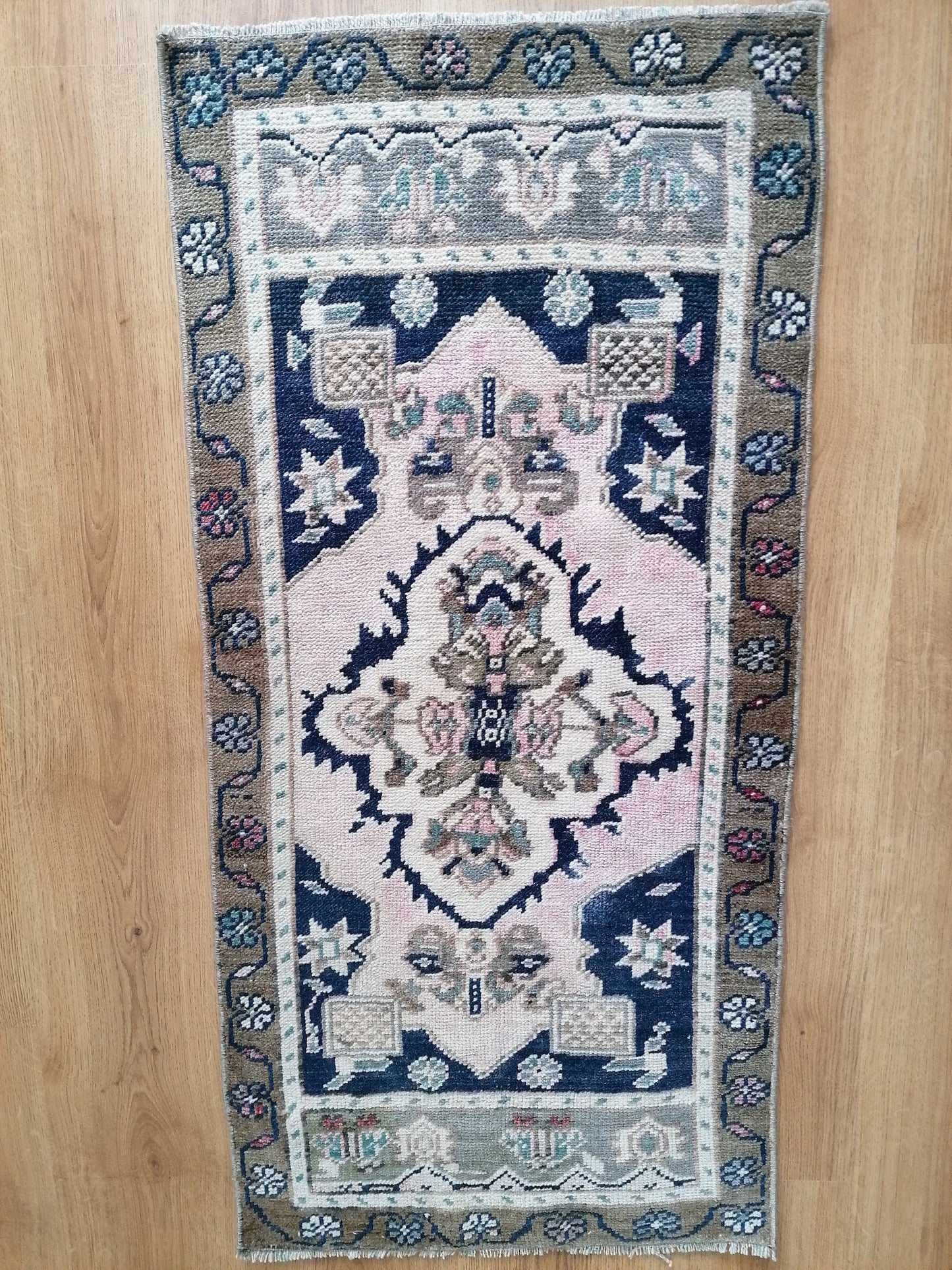 Oushak wool rug, turkish small rug vintage unique hand made rug kitchen rug bohemian rug 1'8x3'6 feet