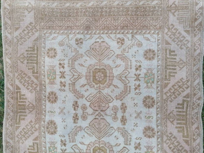 3x5 feet wool rug, faded vintage rug, oushak lounge rug, living room rug, bohemian rug, turkish rug, bathroom rug, kitchen rug, persian rug