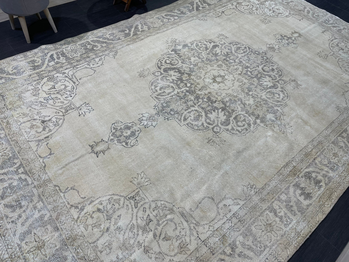 Muted Vintage rug, Muted Persian 7.5 x 11.5 Rug, turkish Rug, Oushak rug, Antique Rug, Distressed Handmade Rug, Hand Knotted wool Rug,