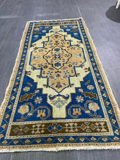 Hand Knotted Runner Rug, Vintage 1.8 x 3.7 Runner Rug,Handmade Short Runner Rug,Bathroom Runner Rug, Antique Runner Rug, Vanity Runner Rug,