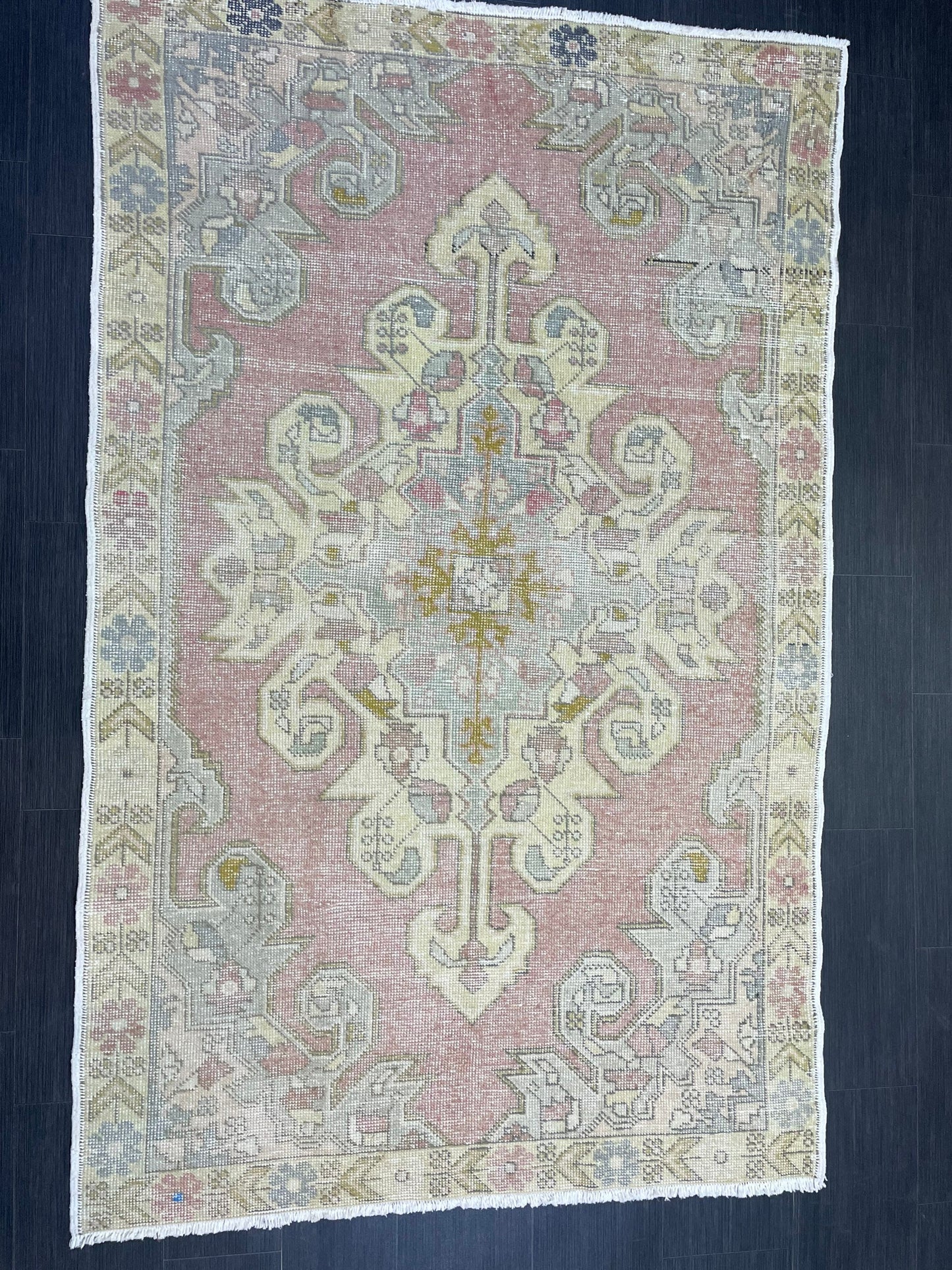 Vintage Rug, Persian Rug, Muted Handmade 4.7 x 7.4 Rug, Natural Wool Oushak Rug Hand Knotted, Vintage Turkish Rug