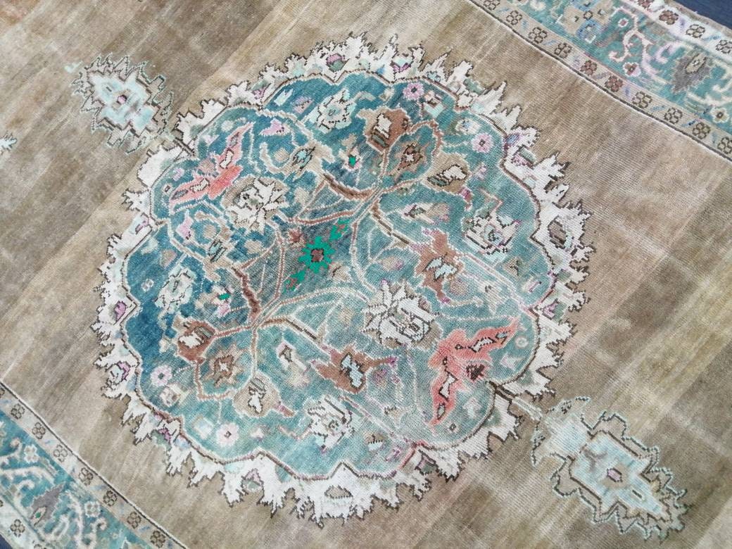 Hand Made Vintage RUG, Turkish Rug Large Area Rug, 6.7 x 10.8 VINTAGE Rug, Oushak  Rug,Hand Knotted Rug, Neutral Rug Antique Rug