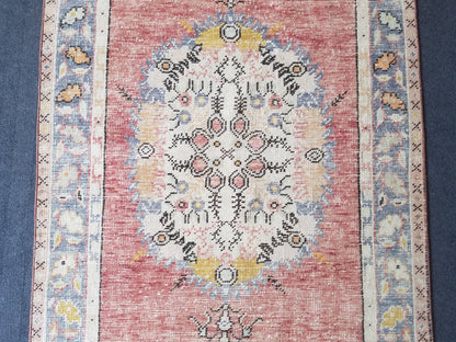 Vintage turkish rug 3'3x6'8 vintage wool rug, are oushak rug